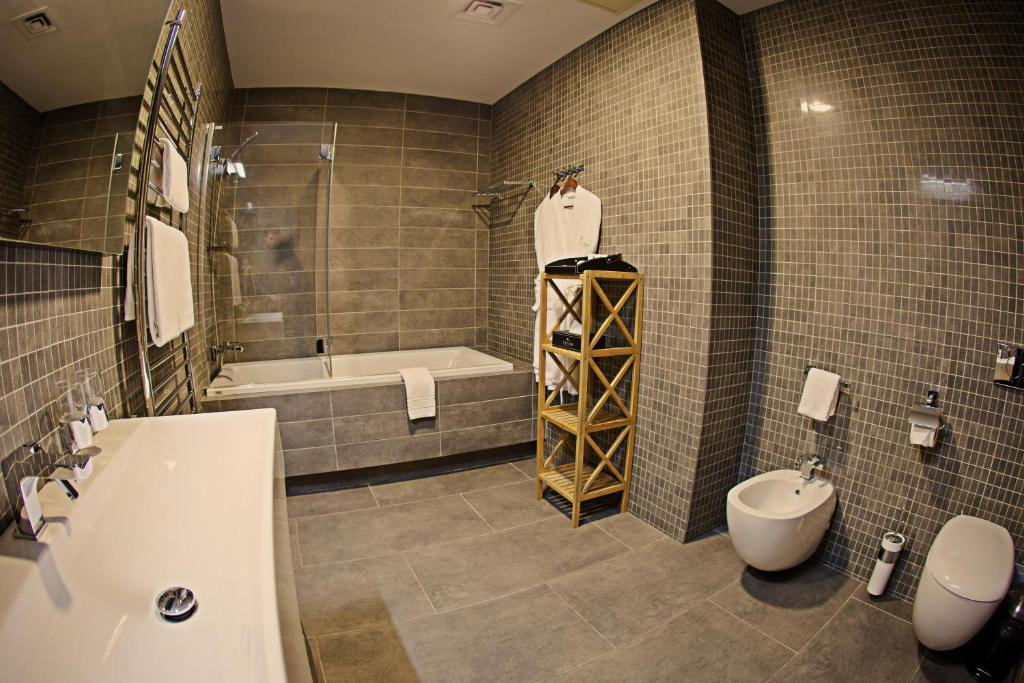 Voyage Hotel Karagandy Camera foto